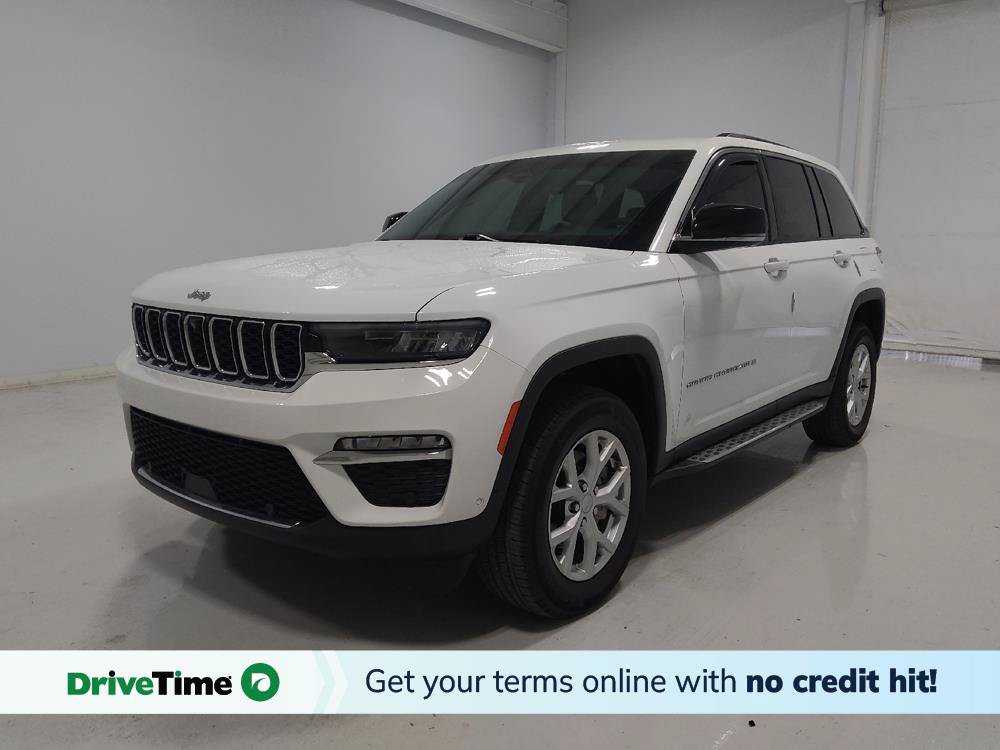 Used 2023 Jeep Grand Cherokee Limited w/ Luxury Tech Group II AWD/4WD image 1