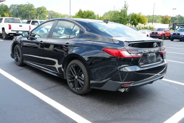 Used 2025 Toyota Camry SE FWD image 10