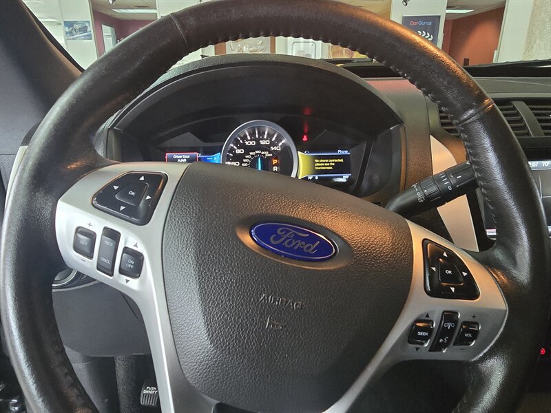 Used 2015 Ford Explorer Limited AWD/4WD image 31