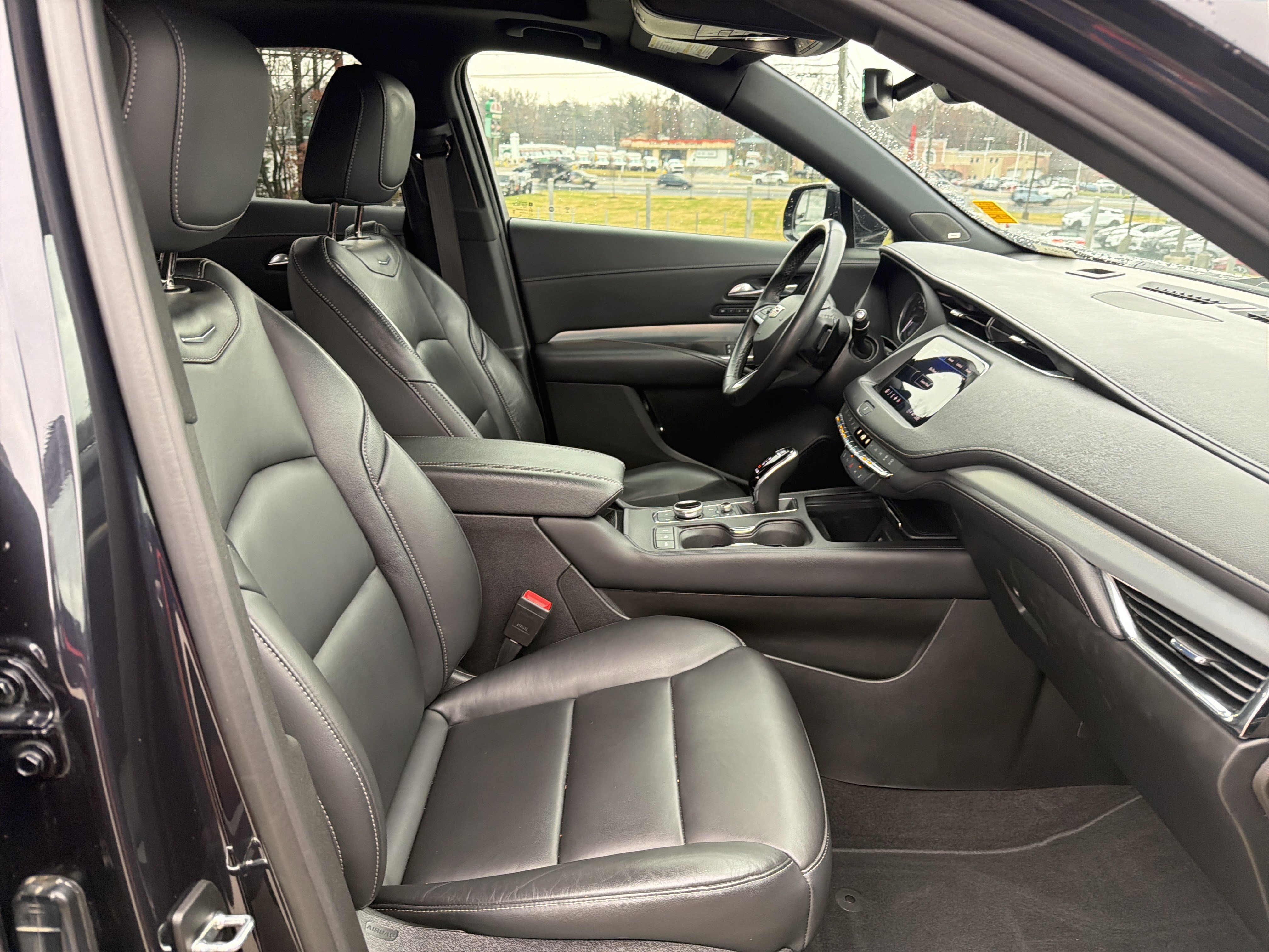 Used 2023 Cadillac XT4 Premium Luxury w/ Cold Weather Package image 32