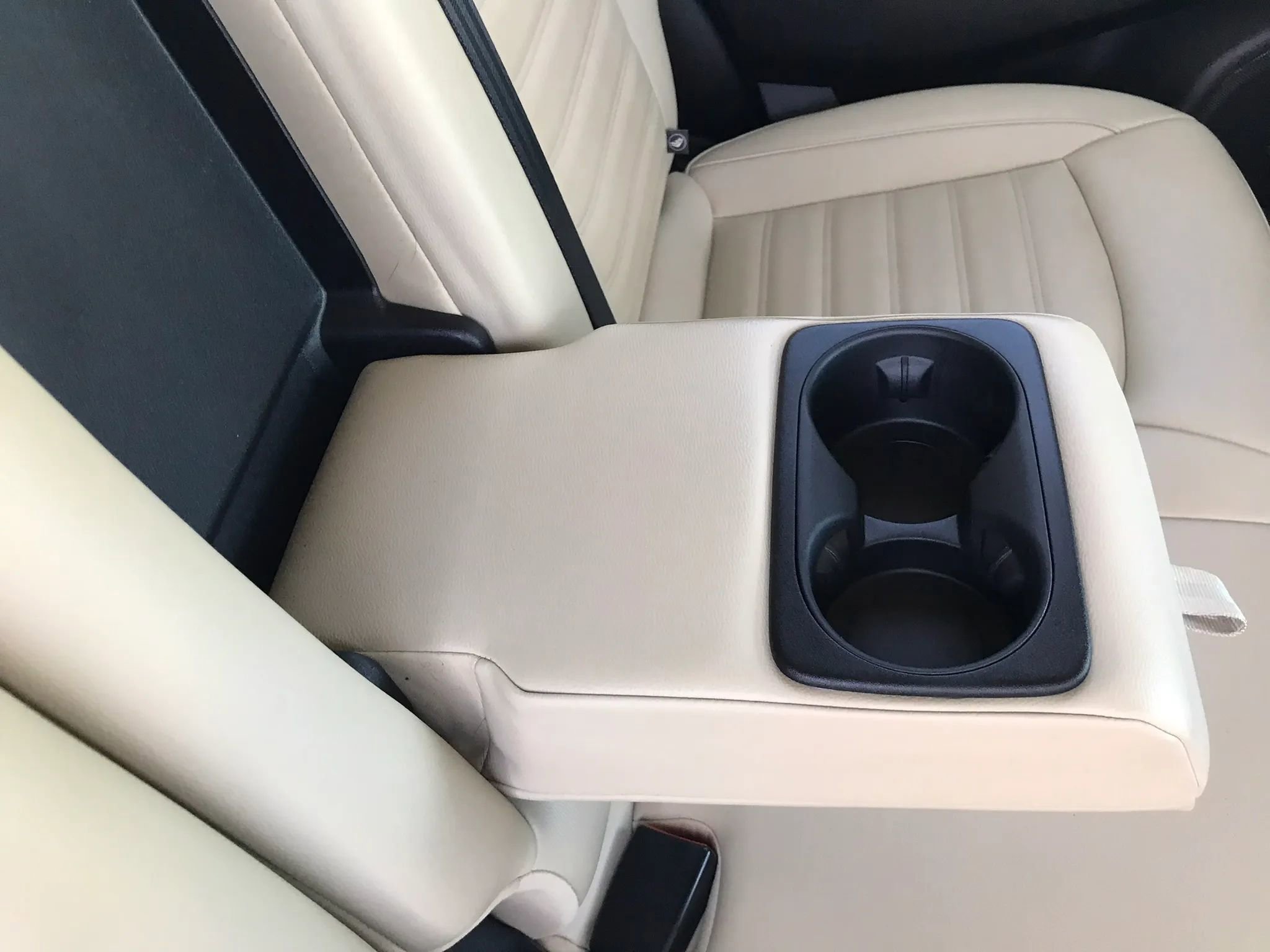 Used 2020 Ford Edge SEL w/ Cold Weather Package image 59