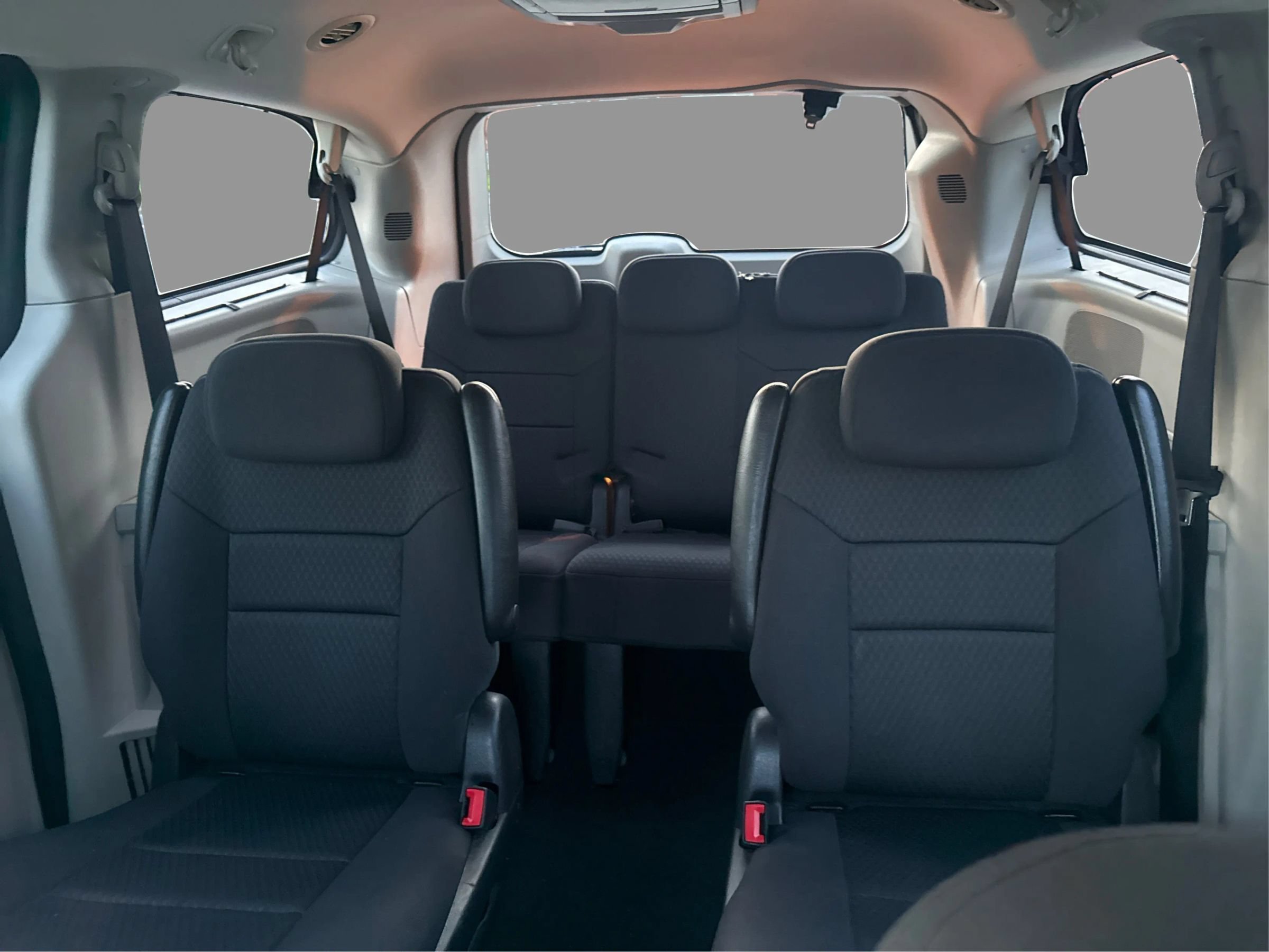 Used 2010 Dodge Grand Caravan SXT w/ Family Value Group FWD image 25