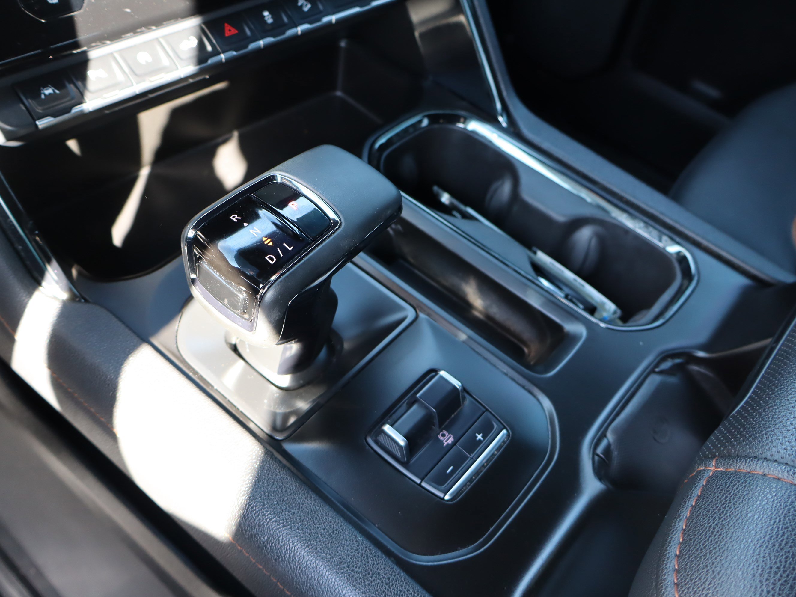 Used 2023 GMC Sierra 1500 AT4 w/ AT4 Premium Package AWD/4WD image 32