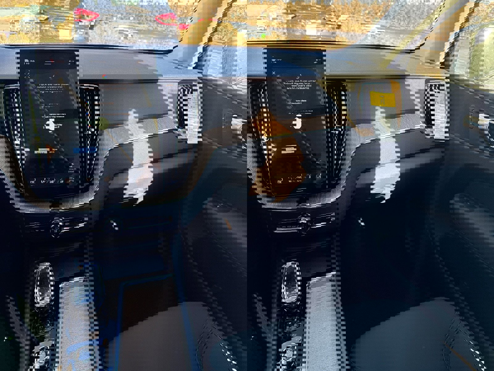 New 2026 Volvo XC60 B5 Plus w/ Protection Package Premier image 19