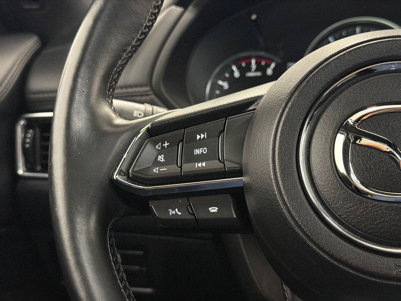 Used 2021 MAZDA CX-5 Signature AWD/4WD image 22