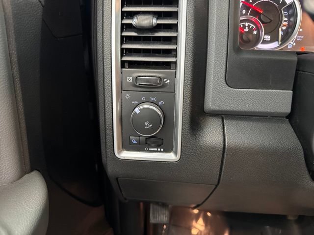 Used 2019 RAM 1500 Warlock w/ Electronics Group AWD/4WD image 34