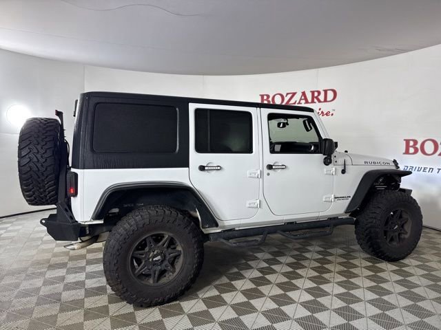 Used 2015 Jeep Wrangler Unlimited Rubicon w/ Connectivity Group image 9