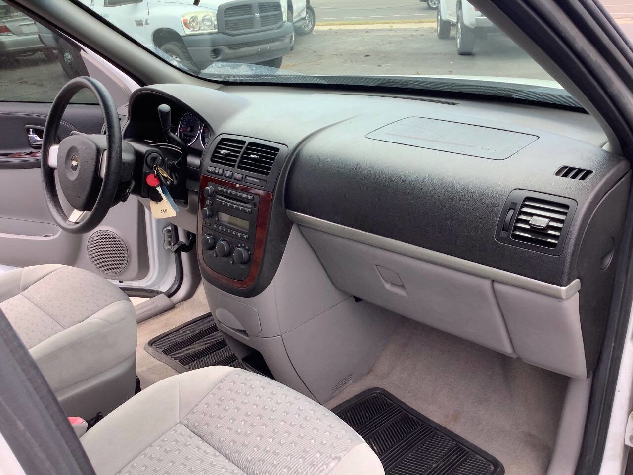 Used 2007 Chevrolet Uplander LS w/ Climate Package FWD image 32