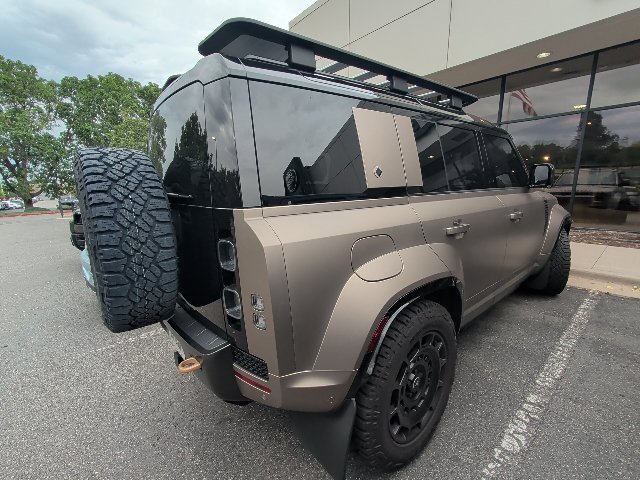 Certified 2025 Land Rover Defender 110 AWD/4WD image 3