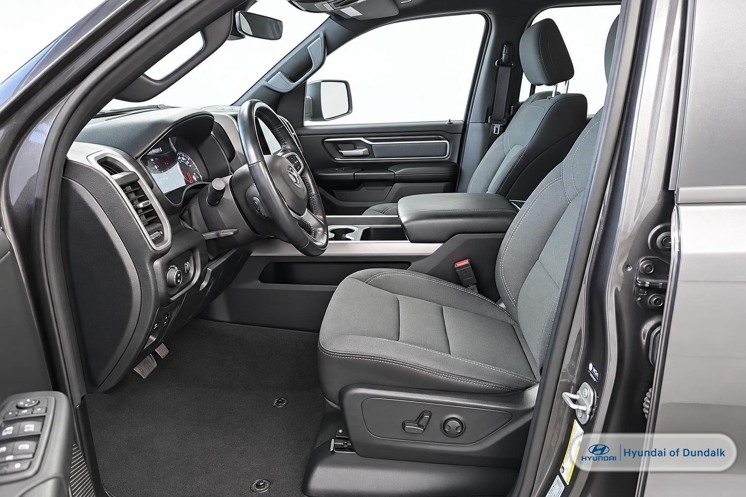 Used 2022 RAM 1500 Big Horn AWD/4WD image 8