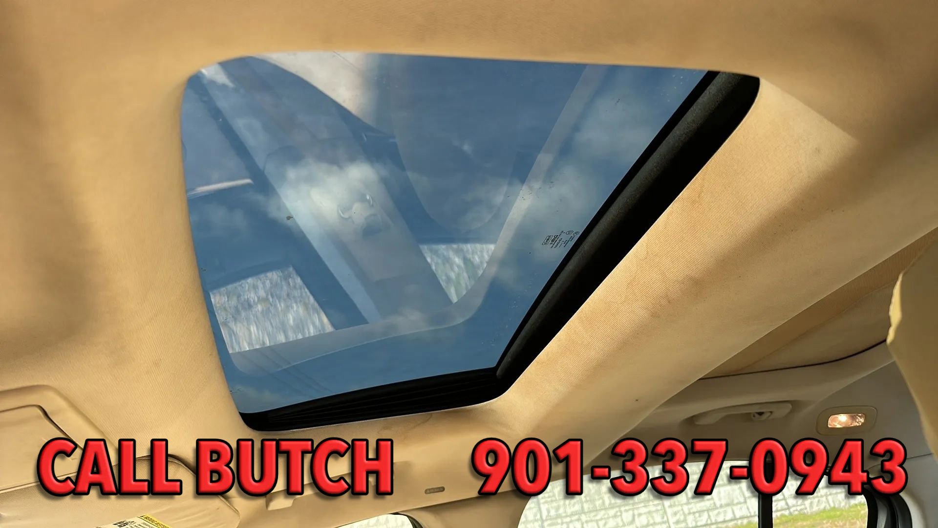 Used 2010 Lincoln MKS image 12