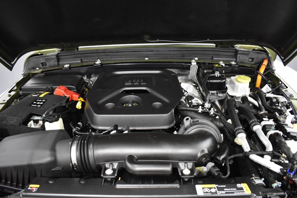 Used 2024 Jeep Wrangler High Altitude image 40