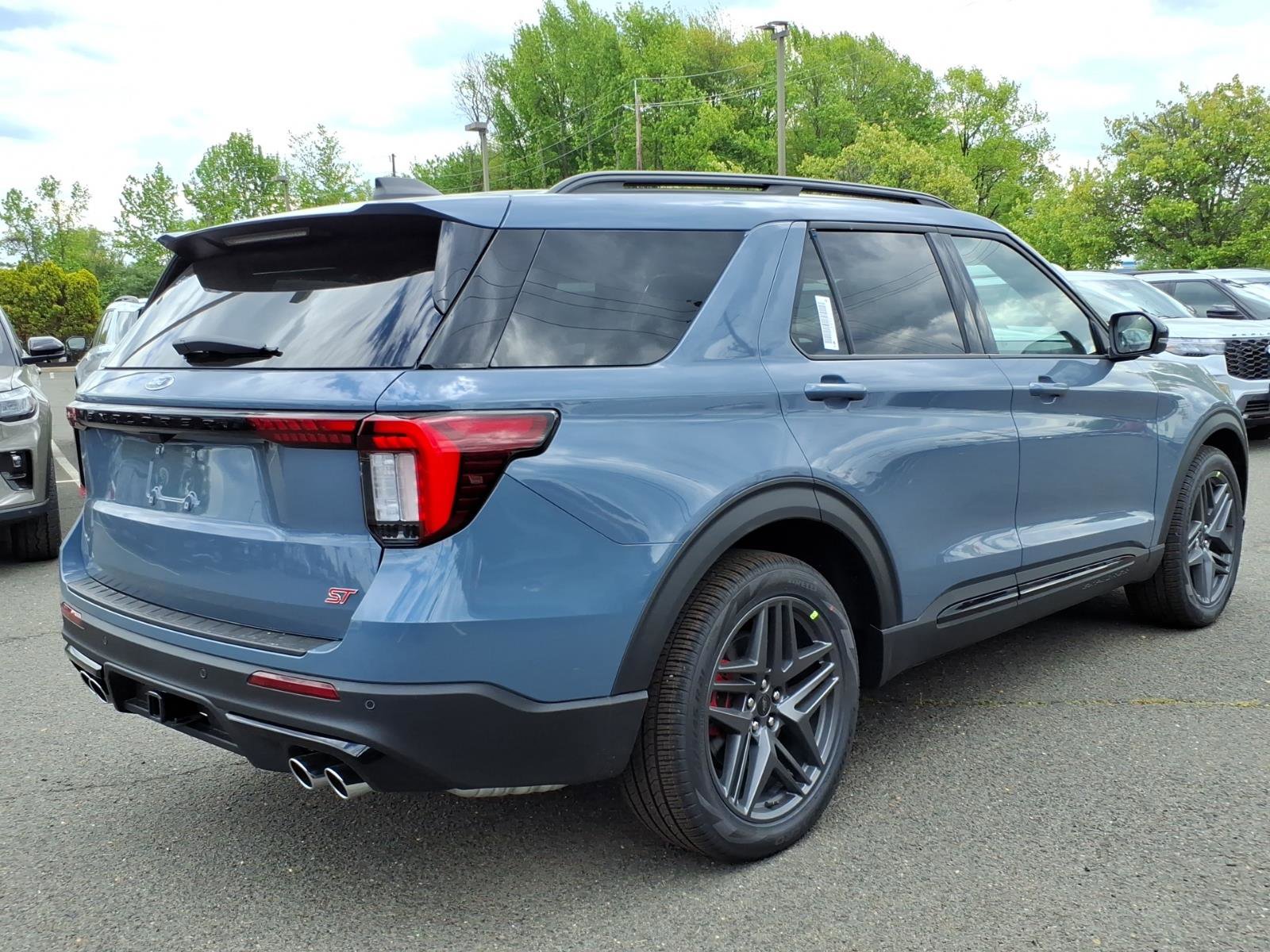 New 2026 Ford Explorer ST AWD/4WD image 6
