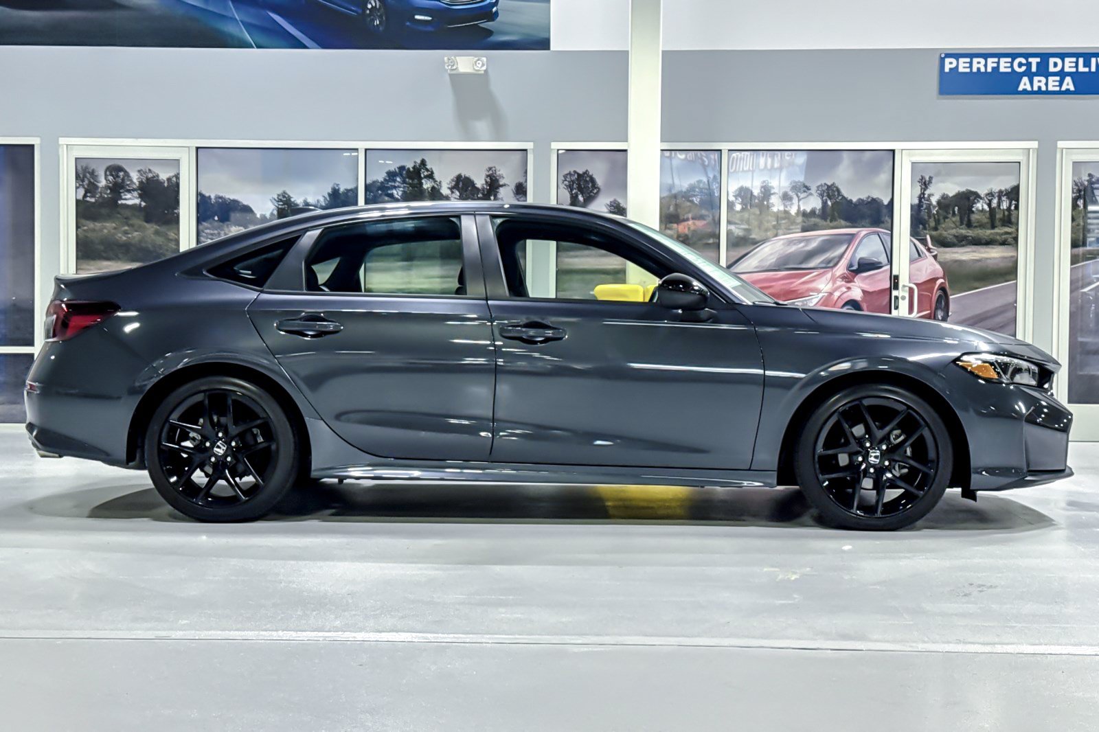 Used 2025 Honda Civic Sport image 8