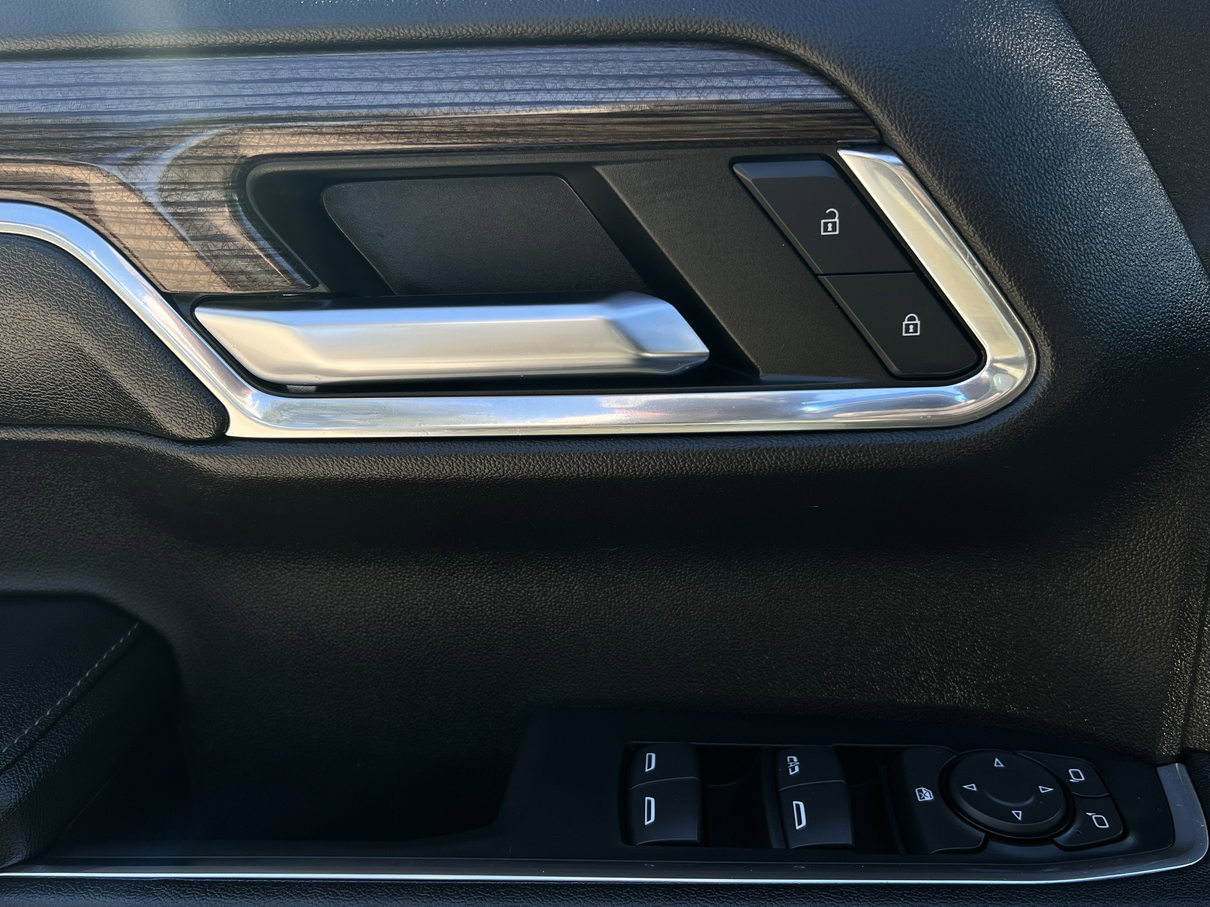 Used 2024 Chevrolet Silverado 1500 LT w/ Protection Package image 24