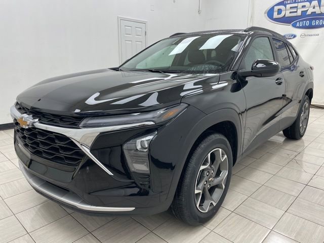 New 2026 Chevrolet Trax LT w/ Driver Confidence Package image 16