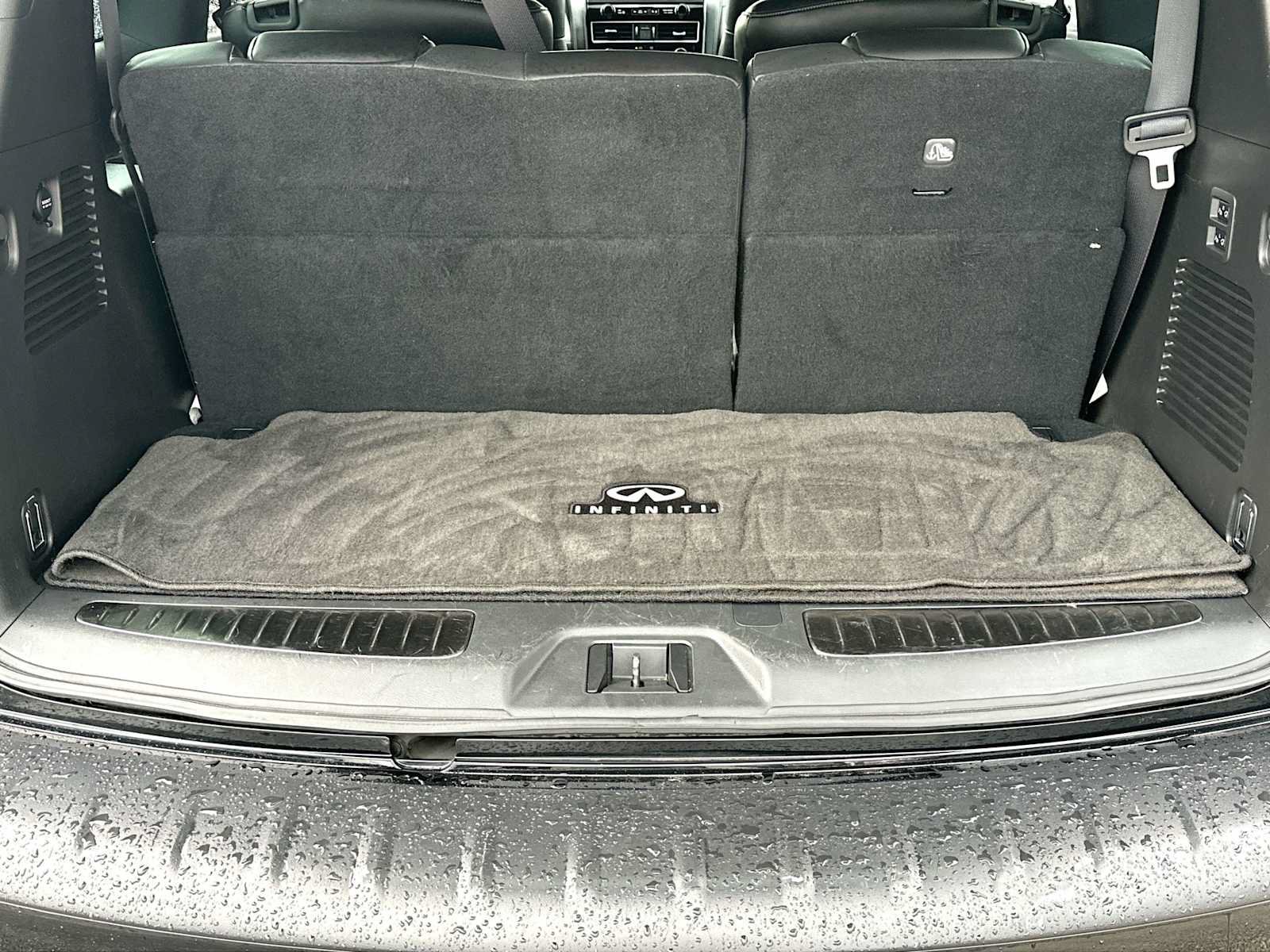 Used 2023 INFINITI QX80 Sensory w/ Cargo Package AWD/4WD image 28