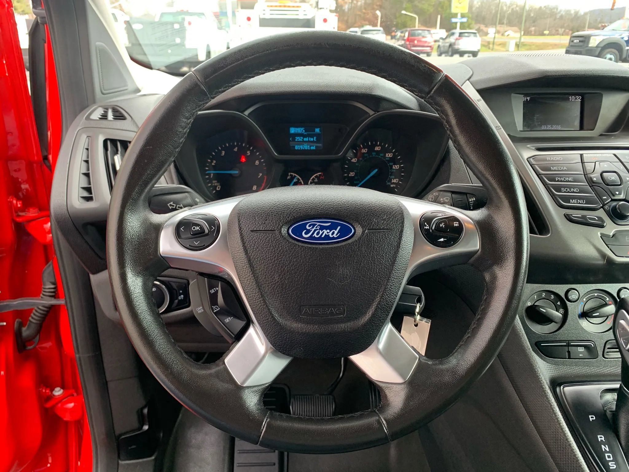 Used 2016 Ford Transit Connect XL image 10