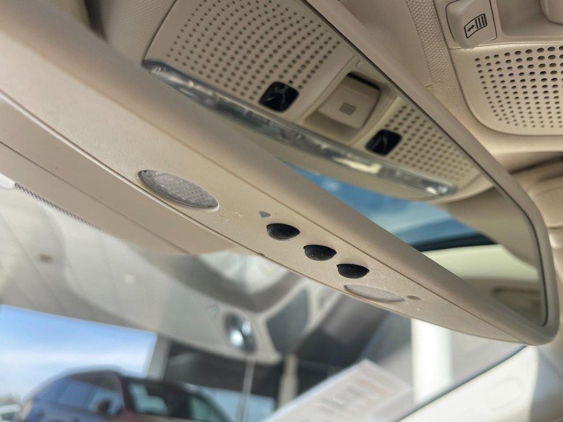 Used 2015 Mercedes-Benz S 550 Sedan image 31