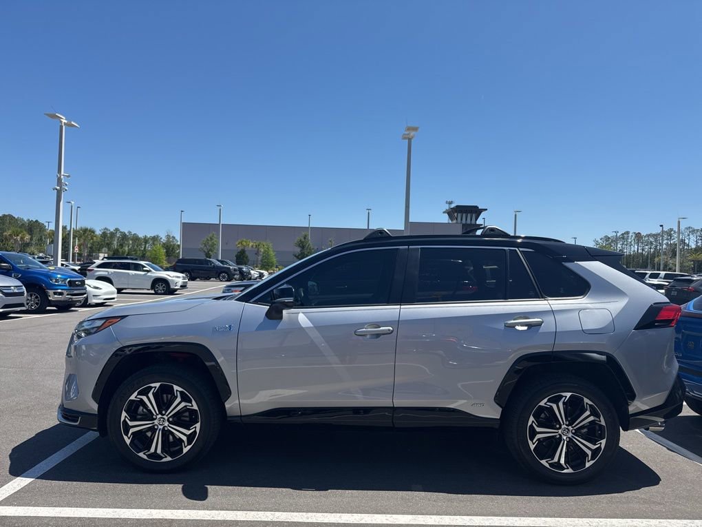 Used 2024 Toyota RAV4 XSE w/ Premium Package image 4