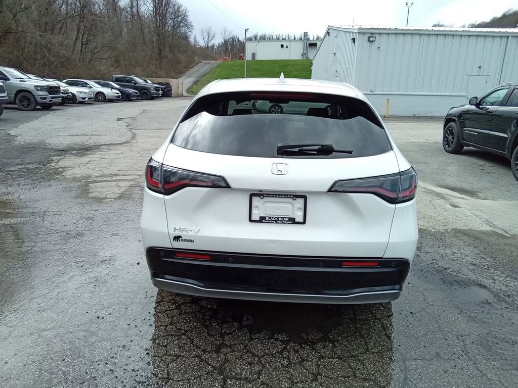 Used 2023 Honda HR-V EX-L image 5