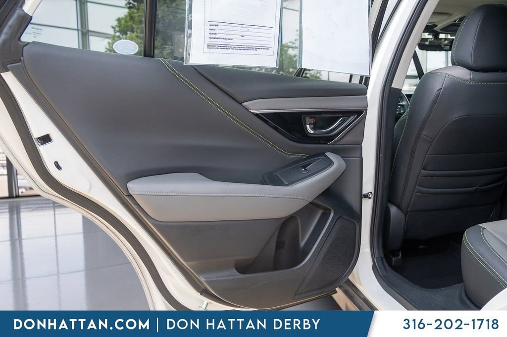Used 2025 Subaru Outback Onyx Edition AWD/4WD image 20
