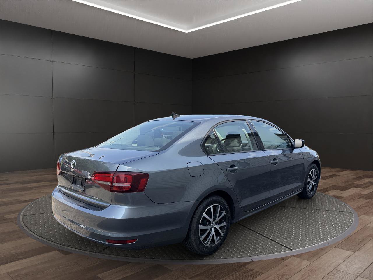 Used 2016 Volkswagen Jetta SE FWD image 8