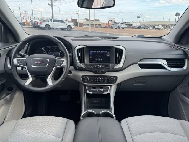 Used 2022 GMC Terrain SLE w/ Driver Convenience Package image 8