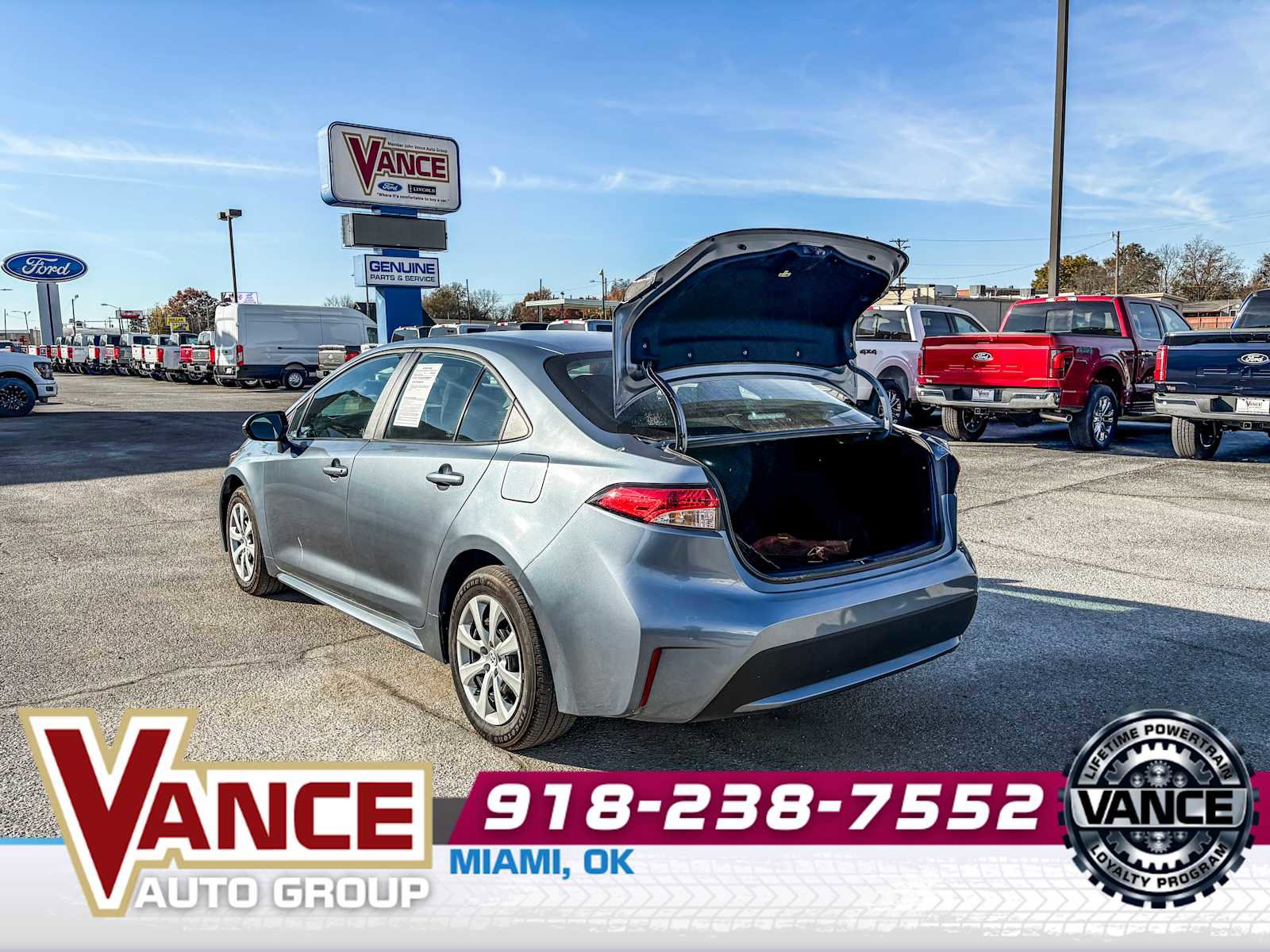 Used 2022 Toyota Corolla LE image 16