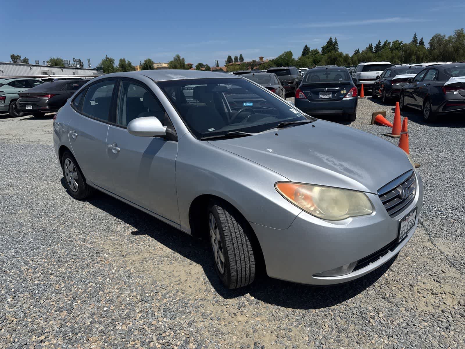Used 2008 Hyundai Elantra SE FWD image 2