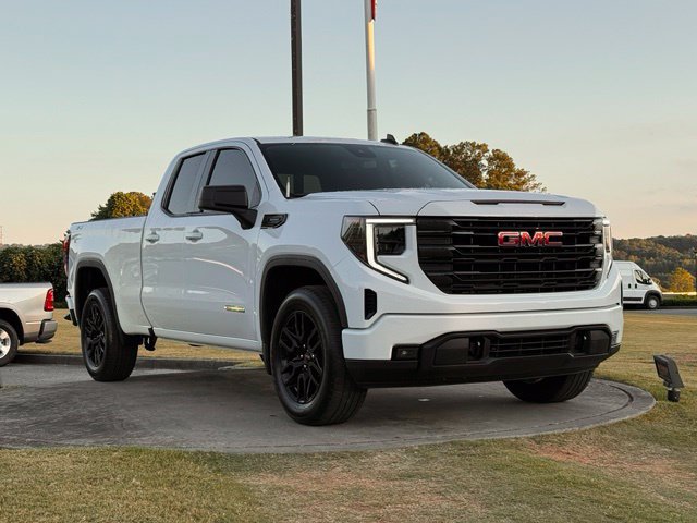 Used 2026 GMC Sierra 1500 Elevation AWD/4WD image 1