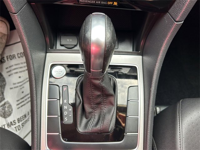 Used 2020 Volkswagen Passat 2.0T R-Line image 33