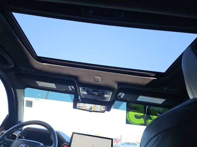 Used 2025 Toyota 4Runner TRD Off-Road Premium image 28