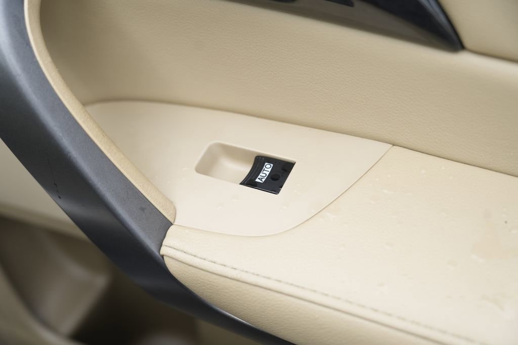 Used 2008 Acura MDX image 33