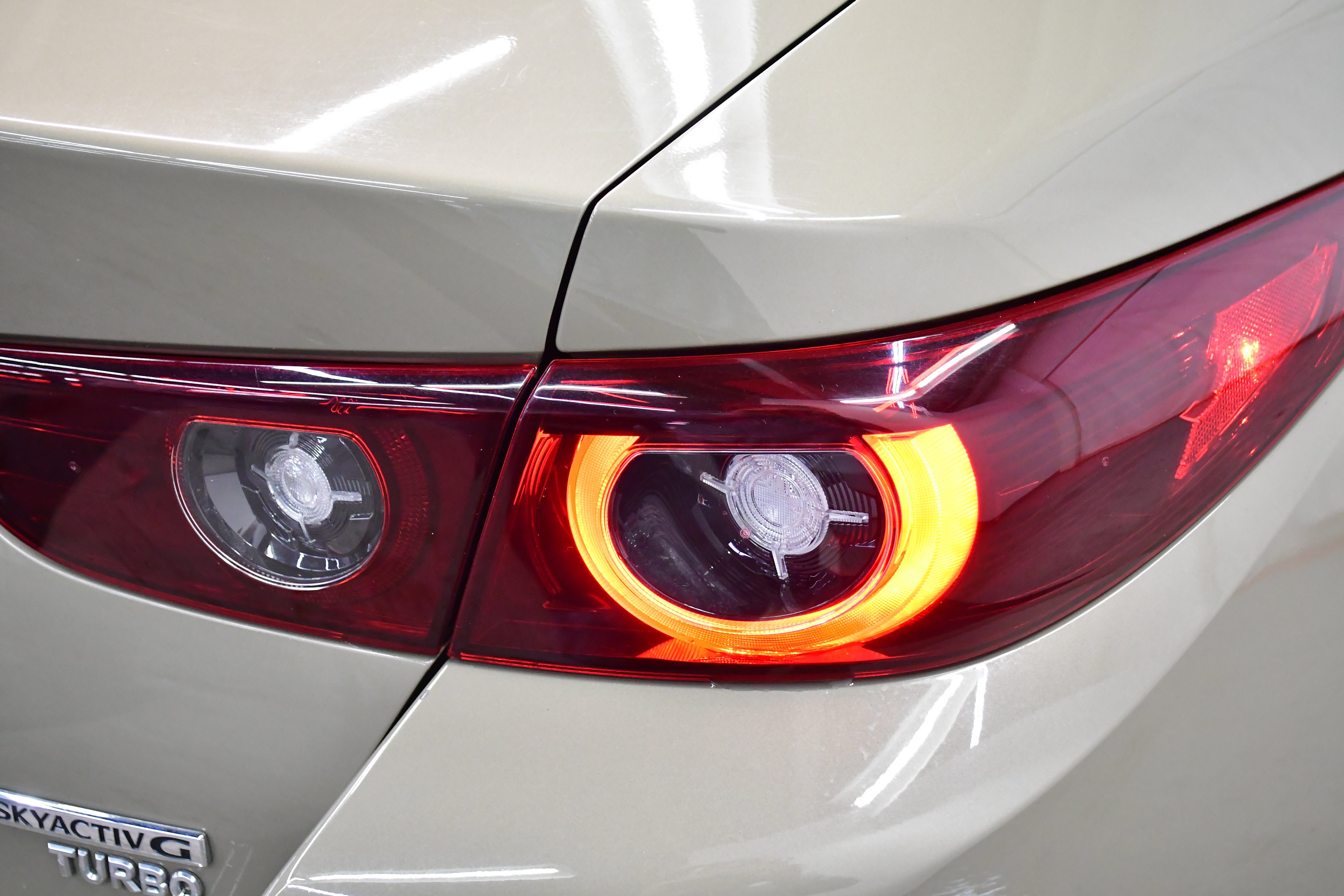 Used 2024 MAZDA MAZDA3 s image 58