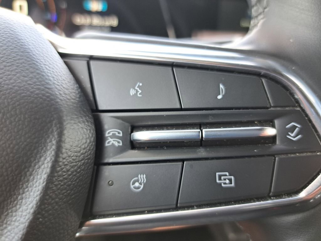 Used 2025 Chevrolet Equinox LT FWD image 13