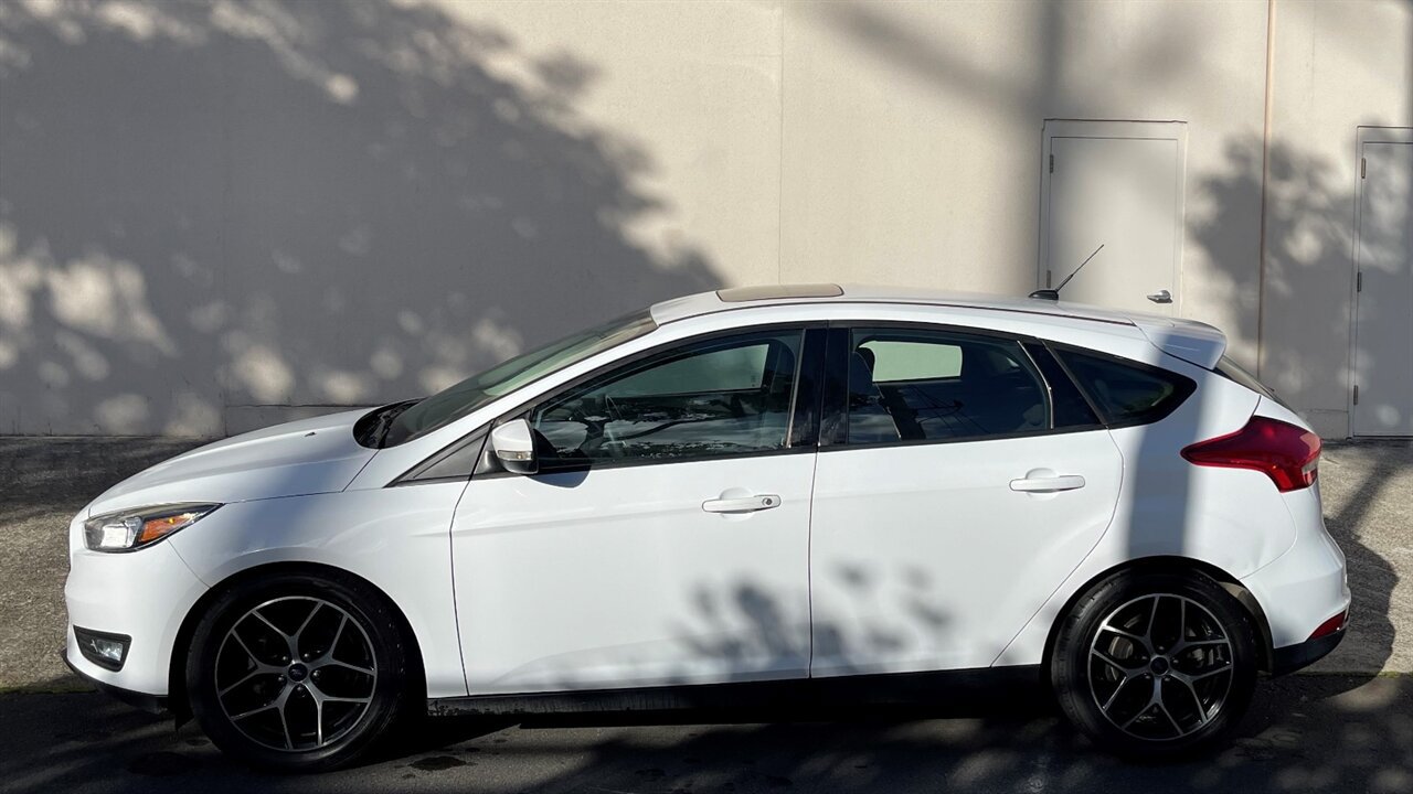 Used 2018 Ford Focus SEL FWD image 2