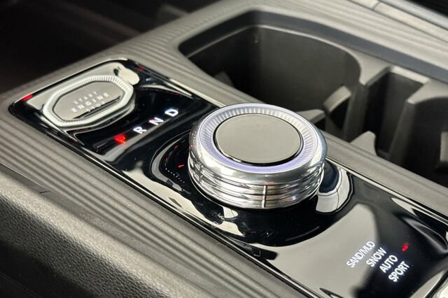 New 2026 Jeep Cherokee Limited image 18