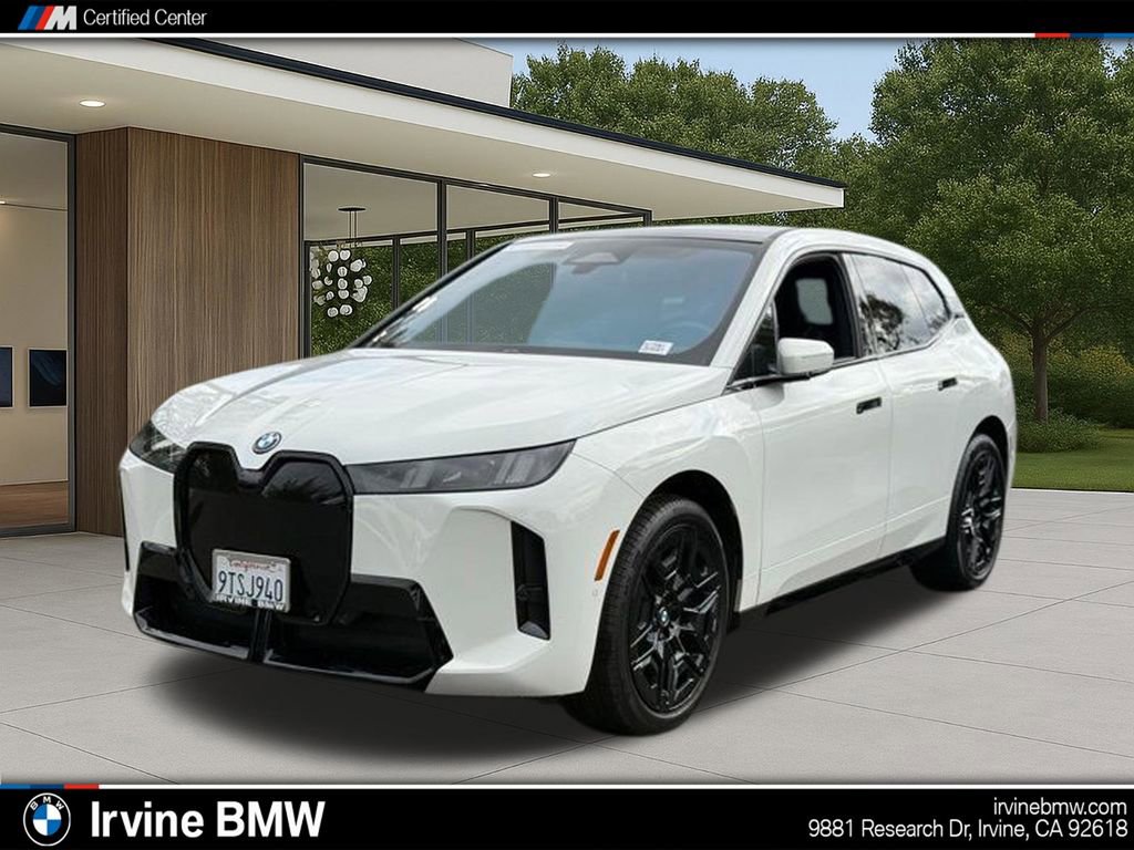 Used 2026 BMW iX xDrive60 w/ M Sport Package image 1