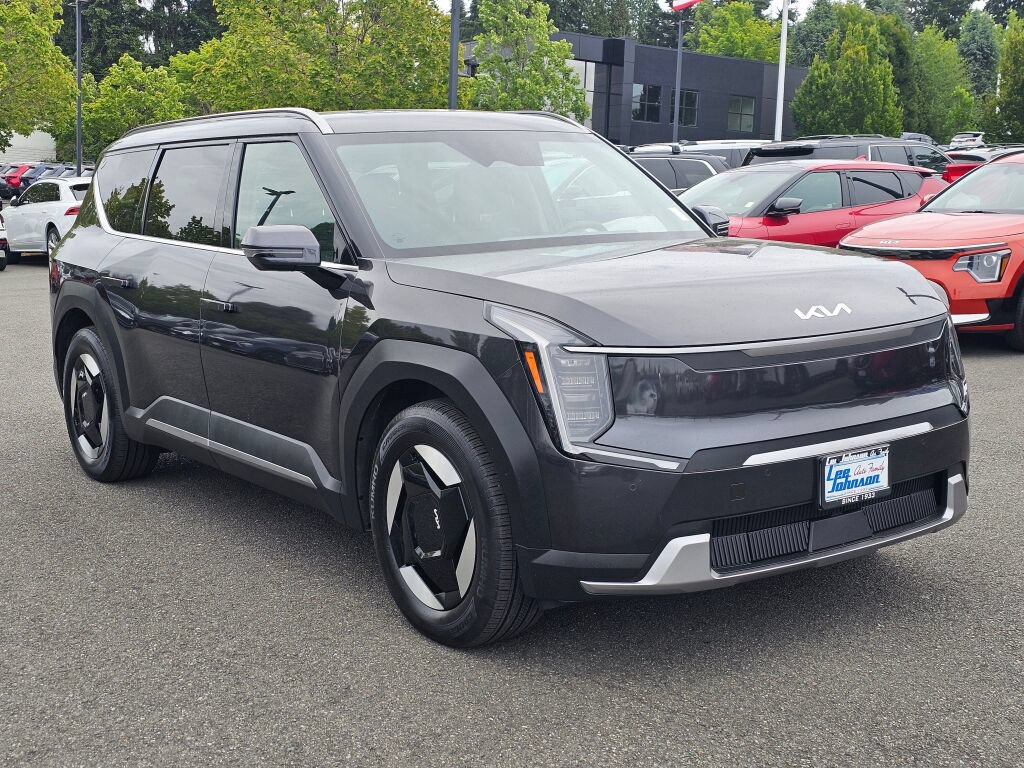 Certified 2024 Kia EV9 Wind AWD/4WD image 3