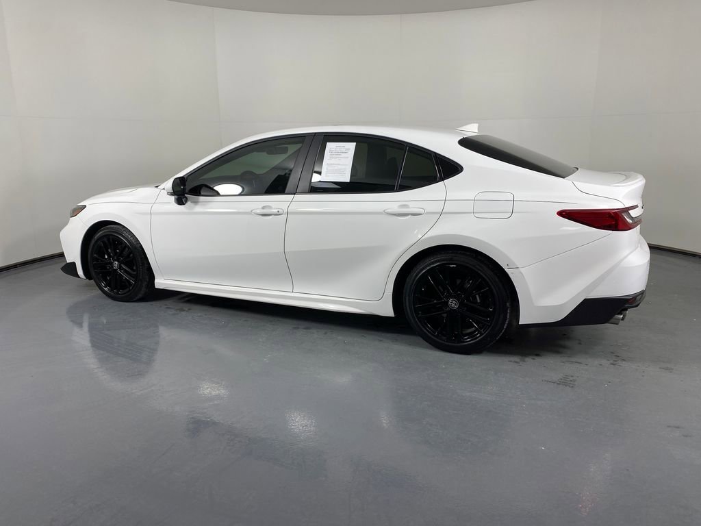 Certified 2025 Toyota Camry SE w/ Convenience Package image 4