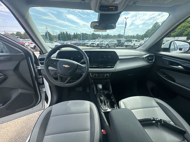 Used 2024 Chevrolet TrailBlazer LT FWD image 22