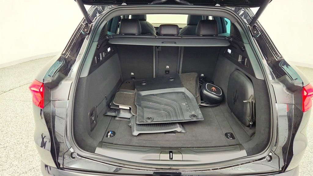 Used 2025 Maserati Grecale Folgore AWD/4WD image 23