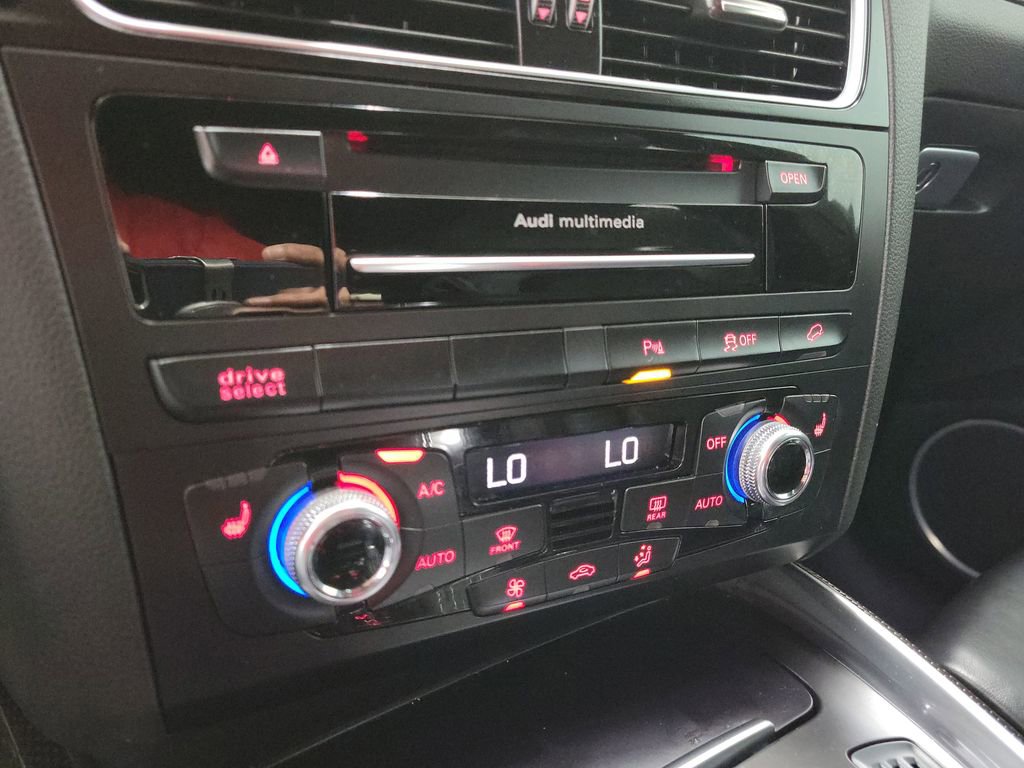 Used 2016 Audi SQ5 Premium Plus w/ Technology Package image 30