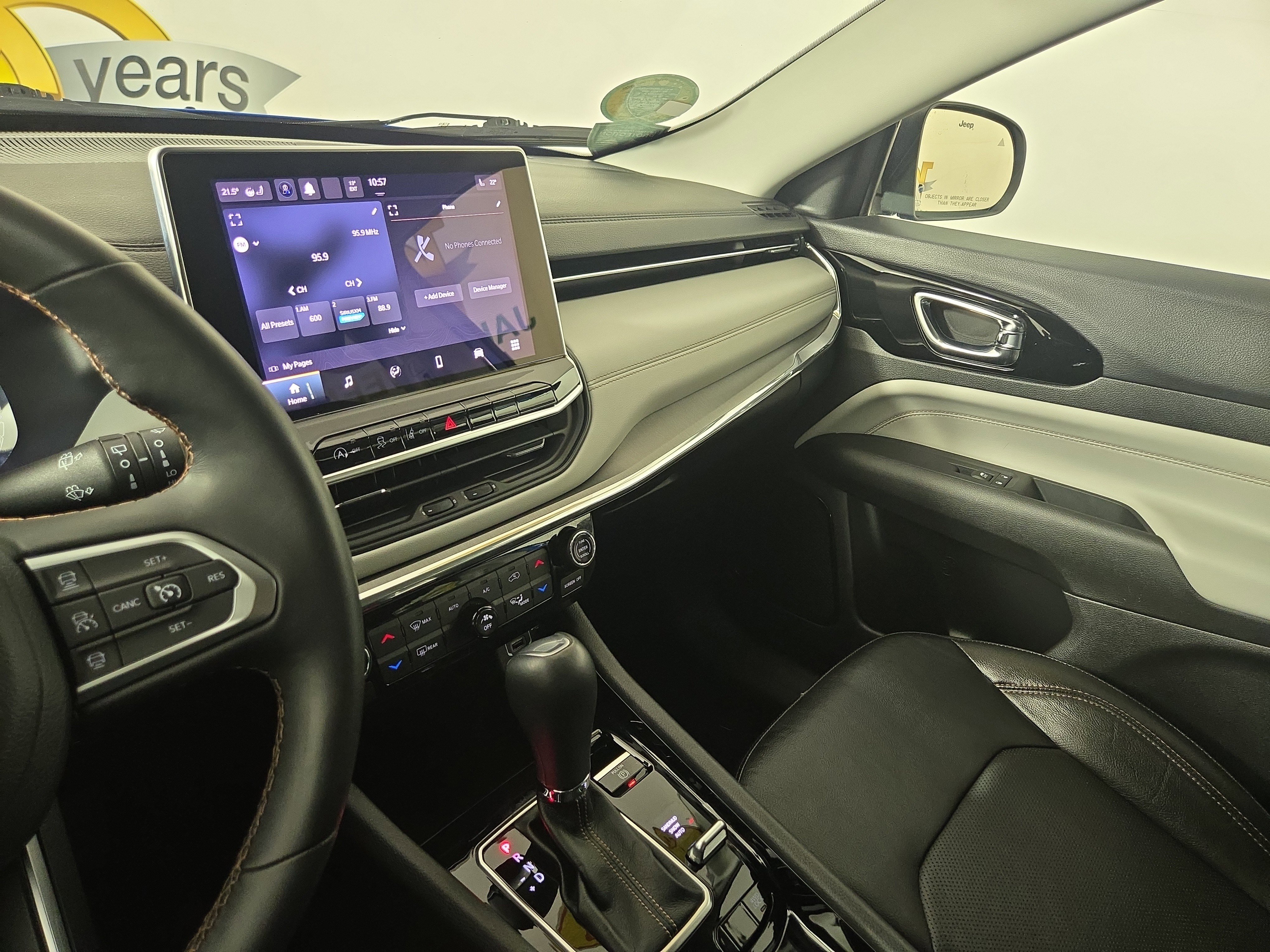 Certified 2022 Jeep Compass Limited image 24