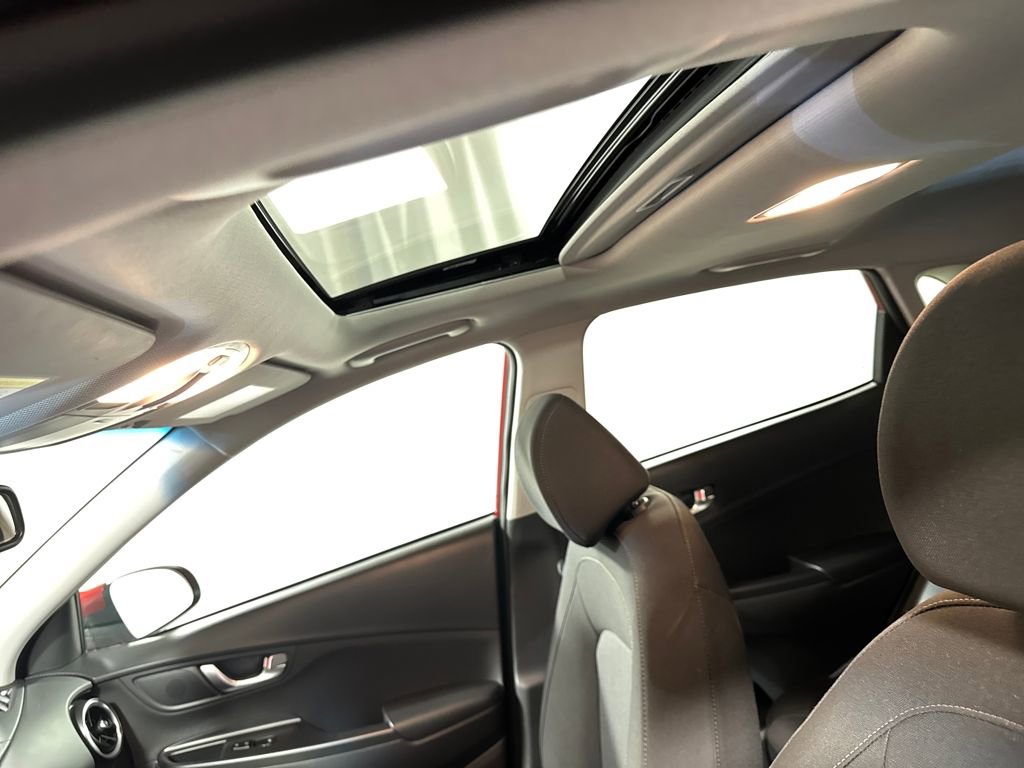 Used 2023 Hyundai Kona SEL w/ Convenience Package image 22