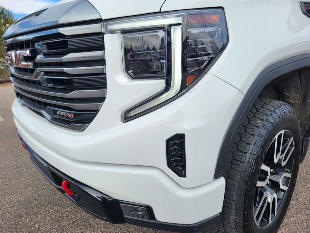 Used 2022 GMC Sierra 1500 AT4 w/ AT4 Preferred Package image 9