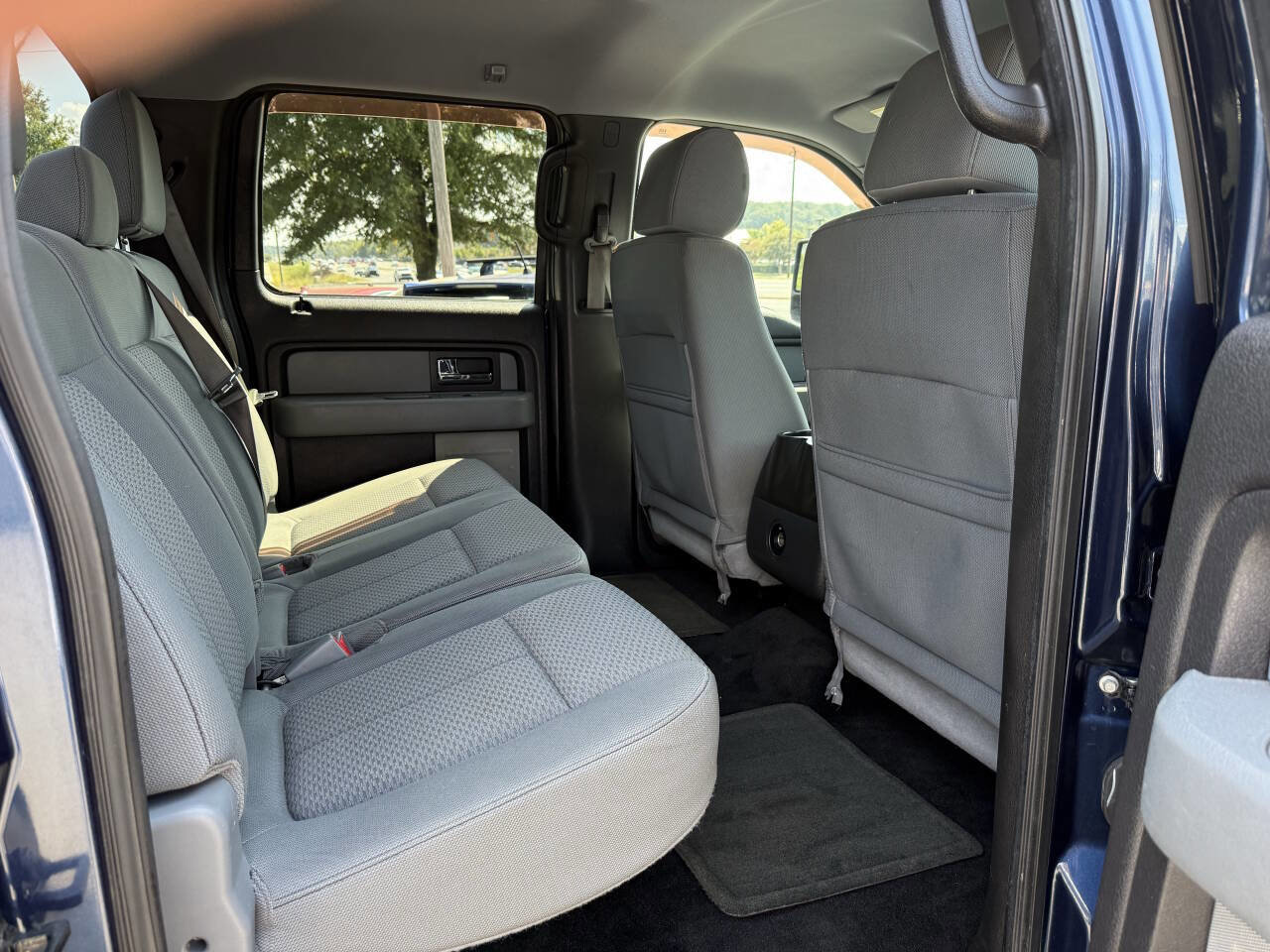 Used 2013 Ford F150 XLT w/ XLT Chrome Pkg image 13