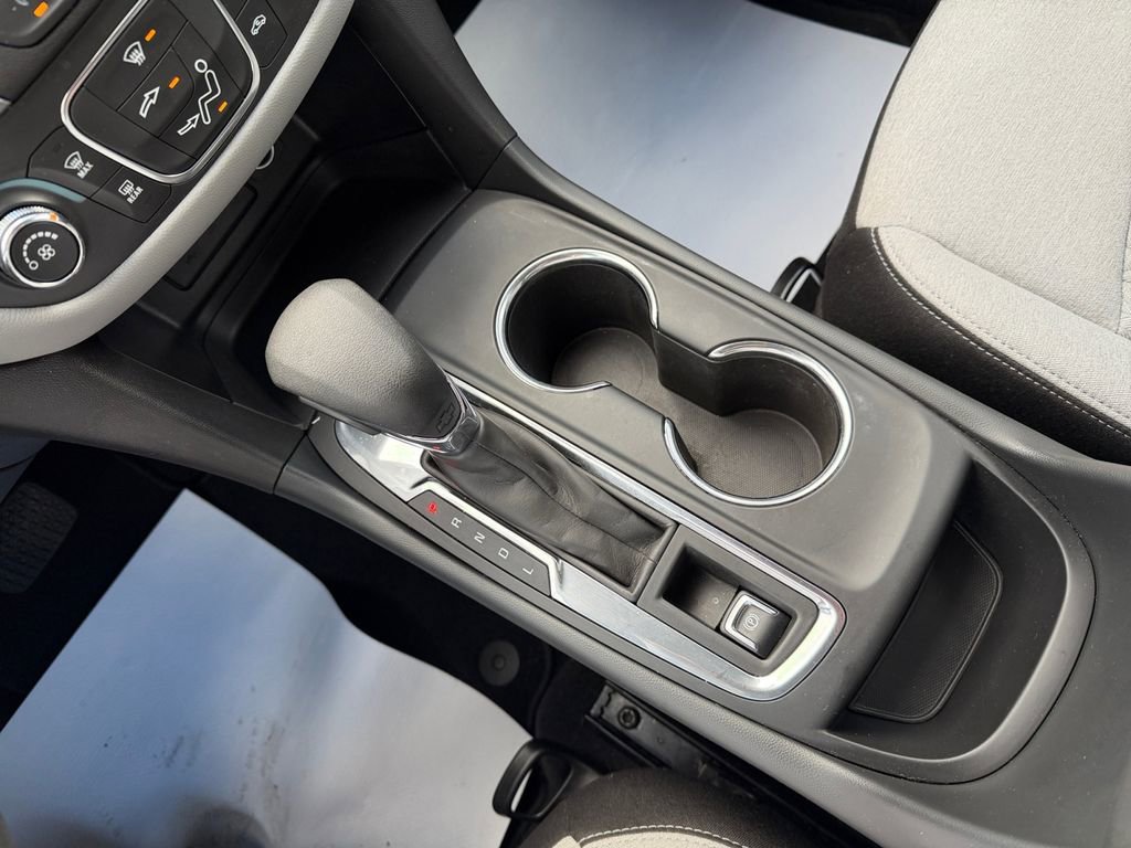 Used 2024 Chevrolet Equinox LS w/ Driver Confidence II Package image 24