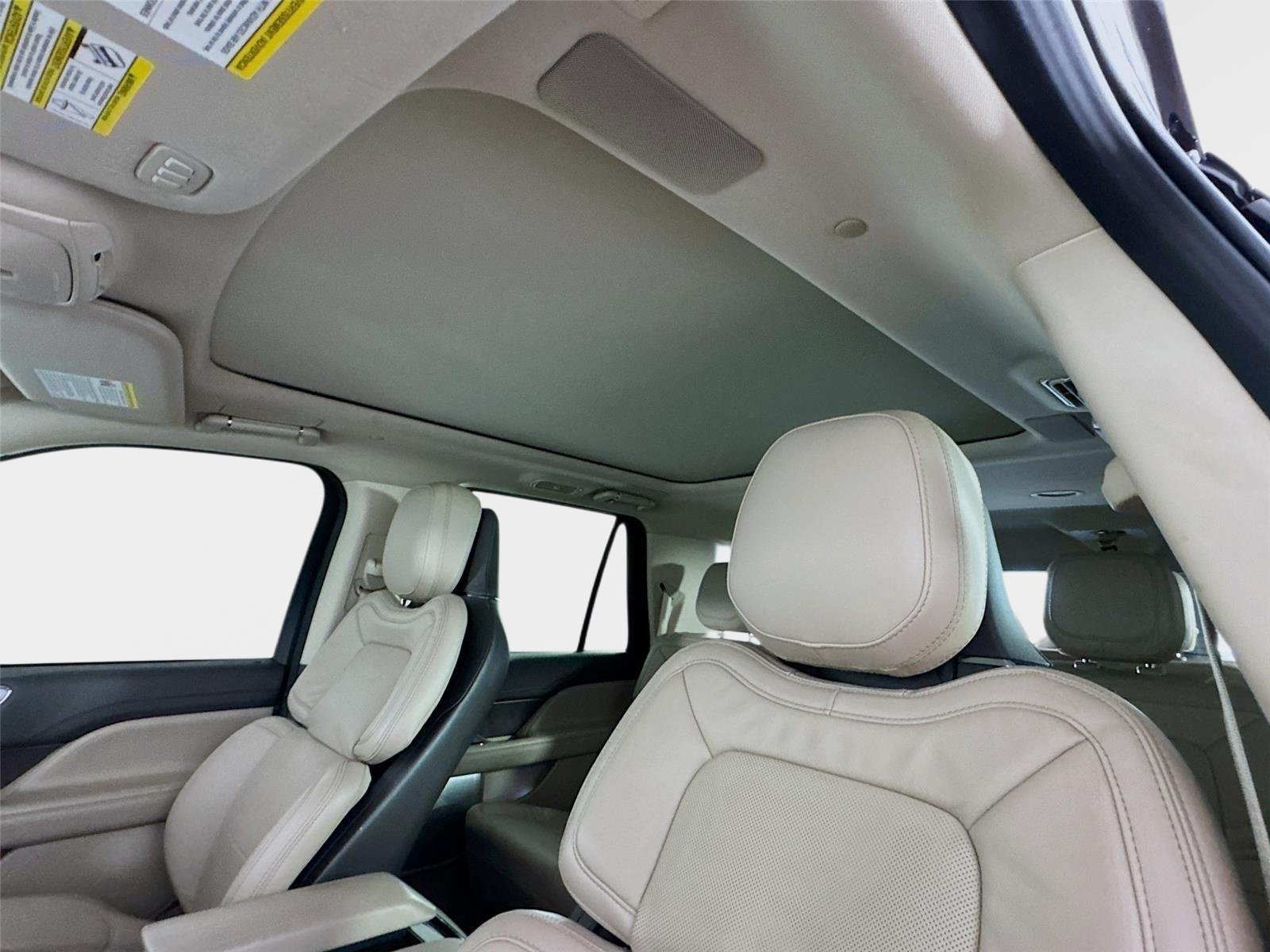 Used 2024 Lincoln Navigator L Reserve AWD/4WD image 14